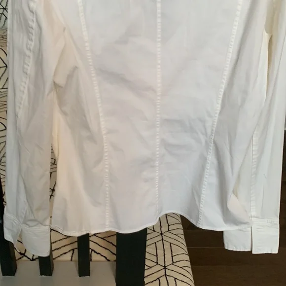 BOSS SESY, CUTE, BEAUTIFUL, FLATTERING BLOSE - Picture 7 of 16